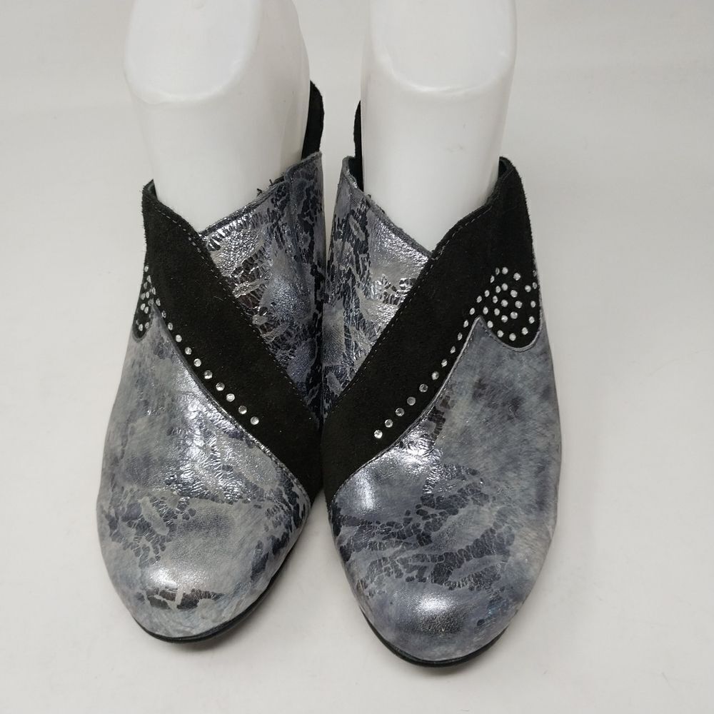 HELLE COMFORT CLOGS. SIZE 9.5". - Picture 7 of 16